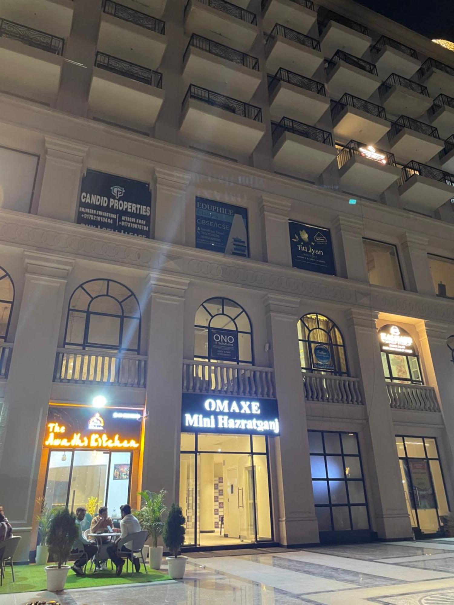 Galaxia * Lucknow